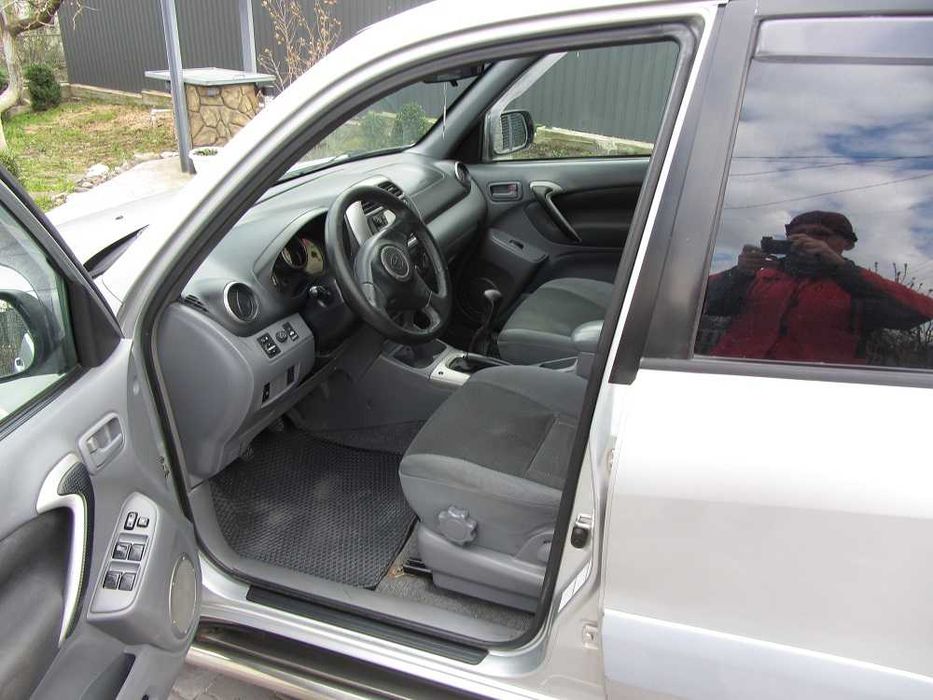 Toyota RAV4 2002 II покоління 2.0i MT (150 к.с.) 4WD