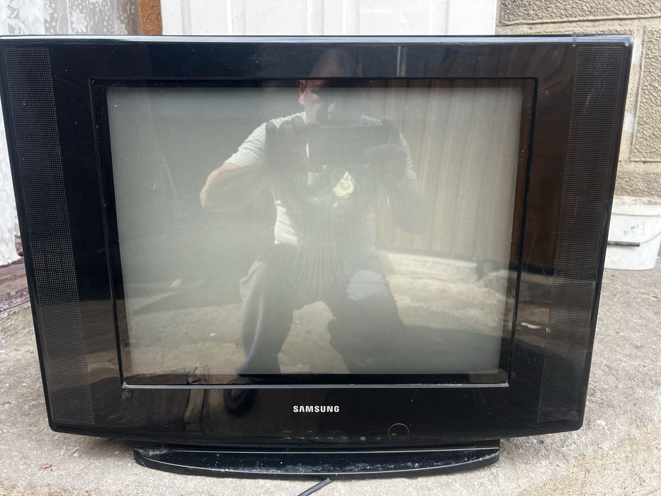 Телевизор Самсунг