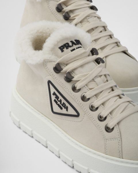 Жіночі ботінки Prada оригінал утеплені