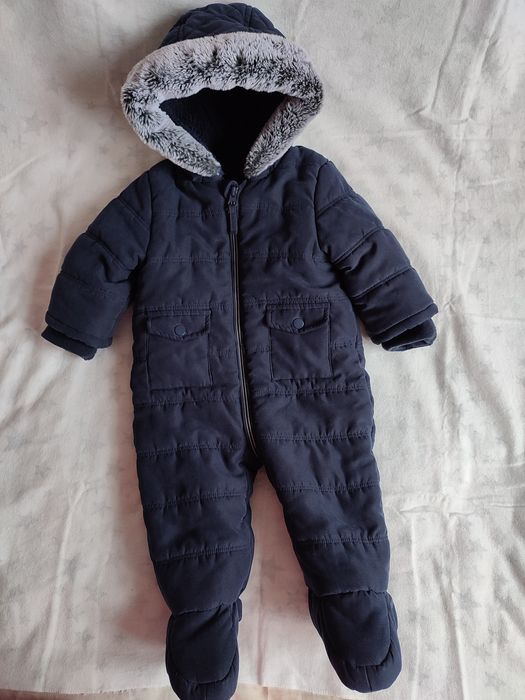 Детский комбинезон на 6-9 месяцев