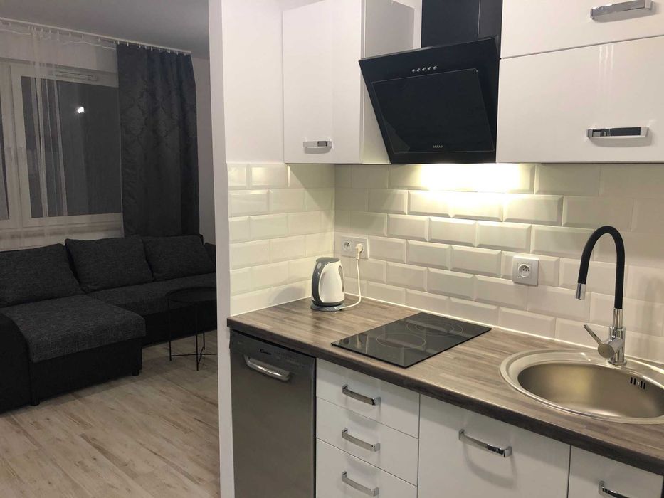 Mieszkanie, kawalerka do wynajęcia, ul. Legnicka 59, centrum