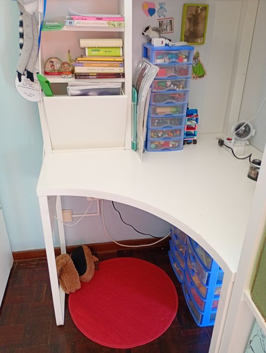 Secretária de canto  IKEA