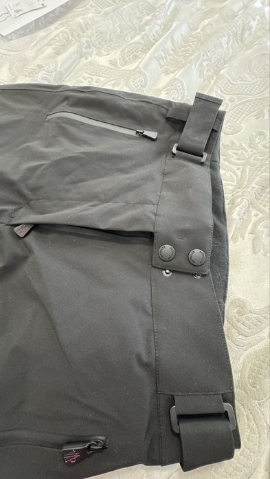 Лыжные штаны moncler