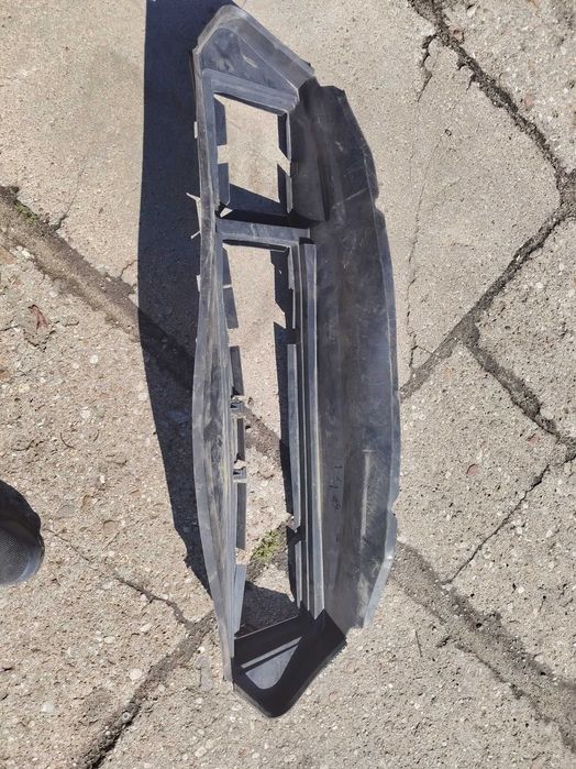 sprzedam do renault scenic IV wlot powietrza kierownica