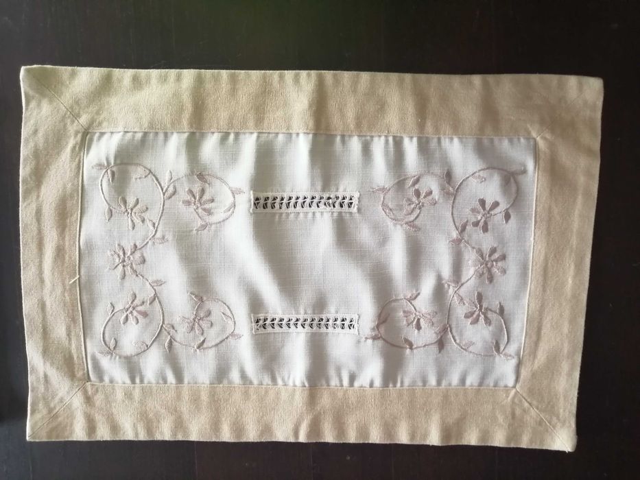 Conjunto de Naperons de Quarto