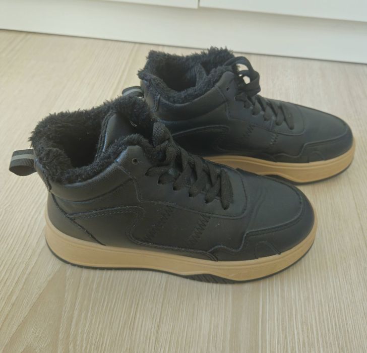 Кросівки-черевики зимові sinsay б/у.