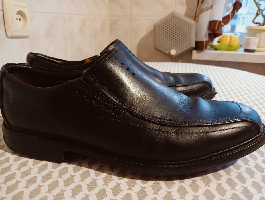 Туфлі Clarks 46 р. дуже зручні, шкіра