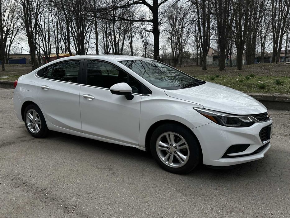 Продам Chevrolet Cruze 2017 года выпуска.