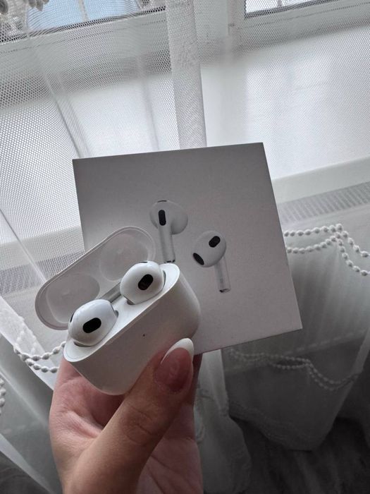 Apple AirPods 3