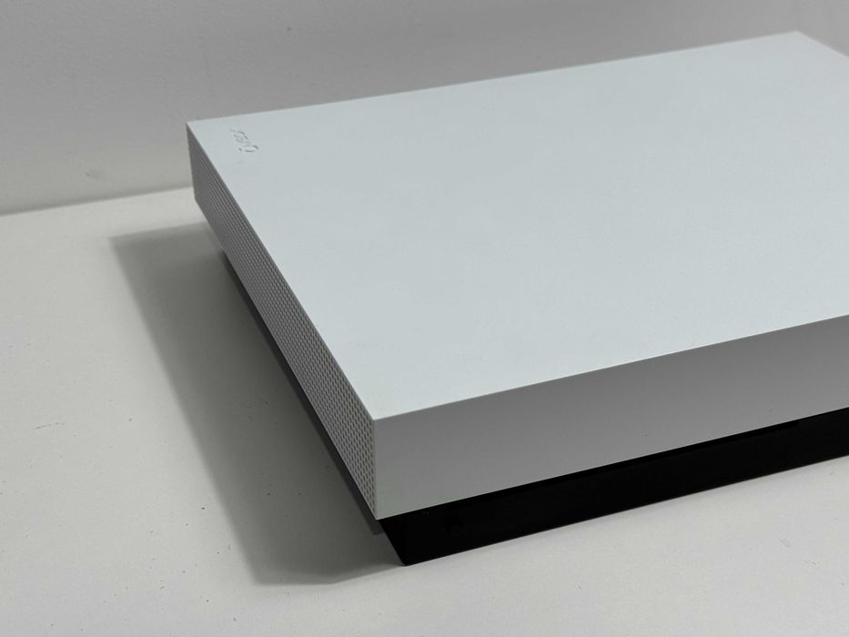 Konsola Xbox One X 1TB | 2 x PAD | Komplet | GWARANCJA | ODNOWIONA