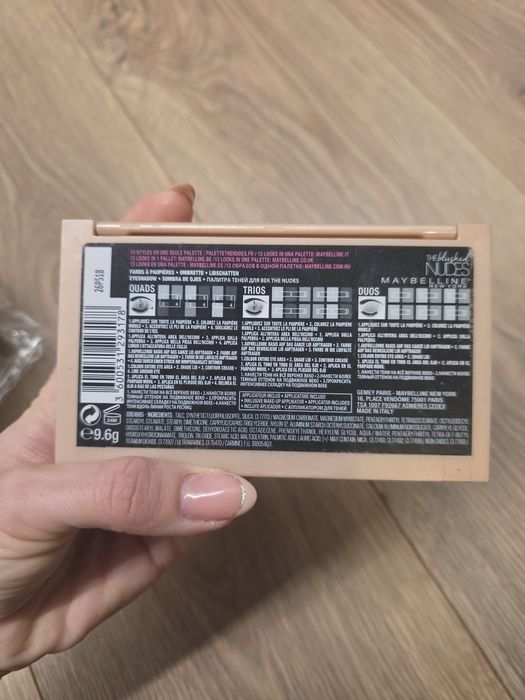 Cienie do powiek maybelline nudes