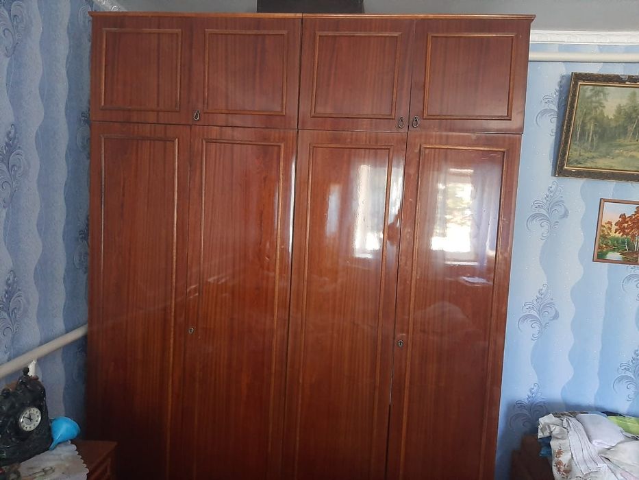 Шкаф с антресолью и др.