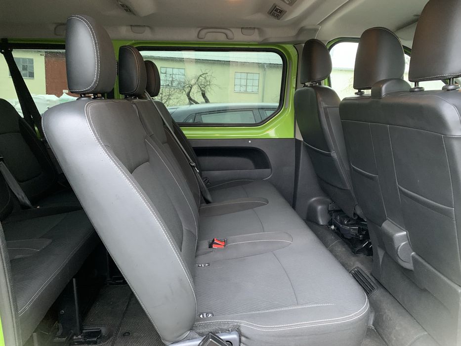 Wynajmę Busa 9 osobowego Renault Trafic DŁUGI