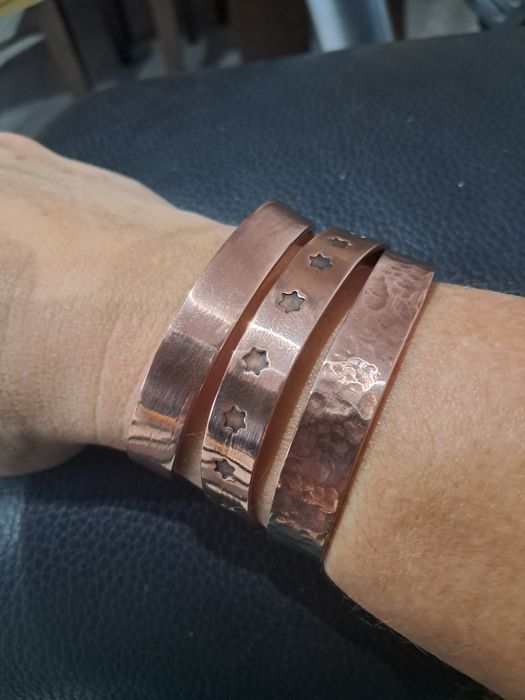 Bransoletki miedziane zdrowotne