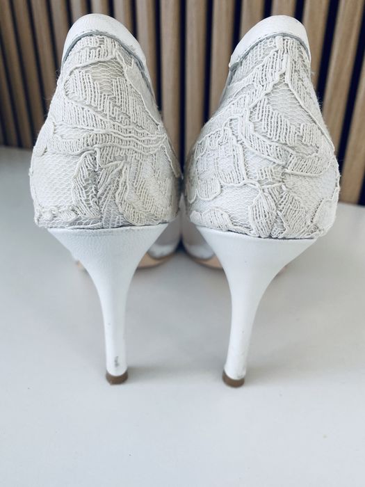 Buty do sukni ślubnej