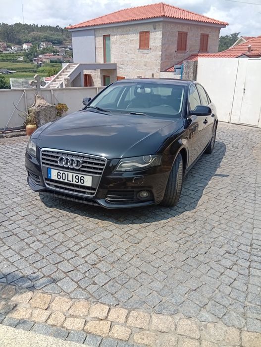 Audi A4 2.0 TDI - Livro de revisões Audi