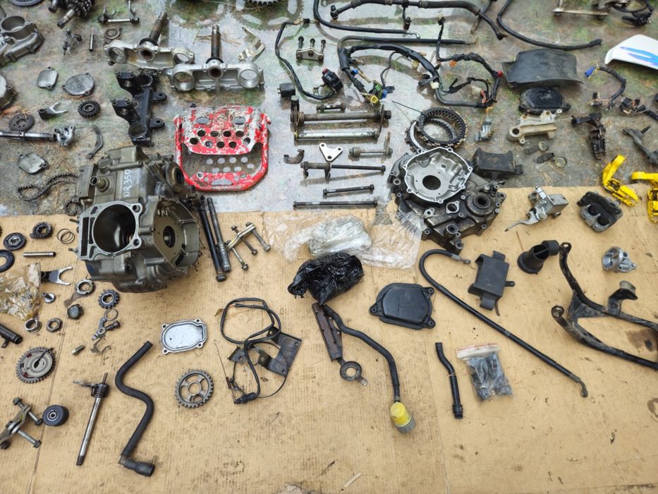 Części Suzuki Dr350 pakiecik