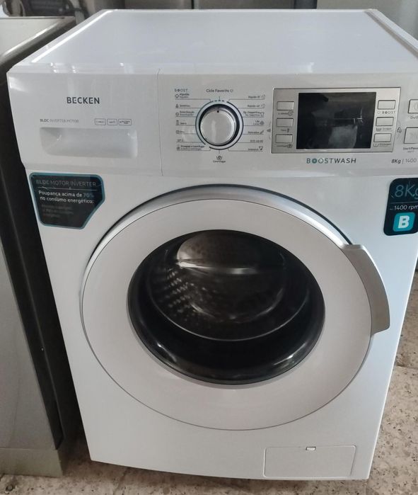 Máquina de lavar roupa BECKEN 8kg