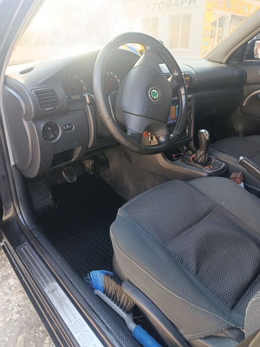 Шкода супер б  в гарному стані