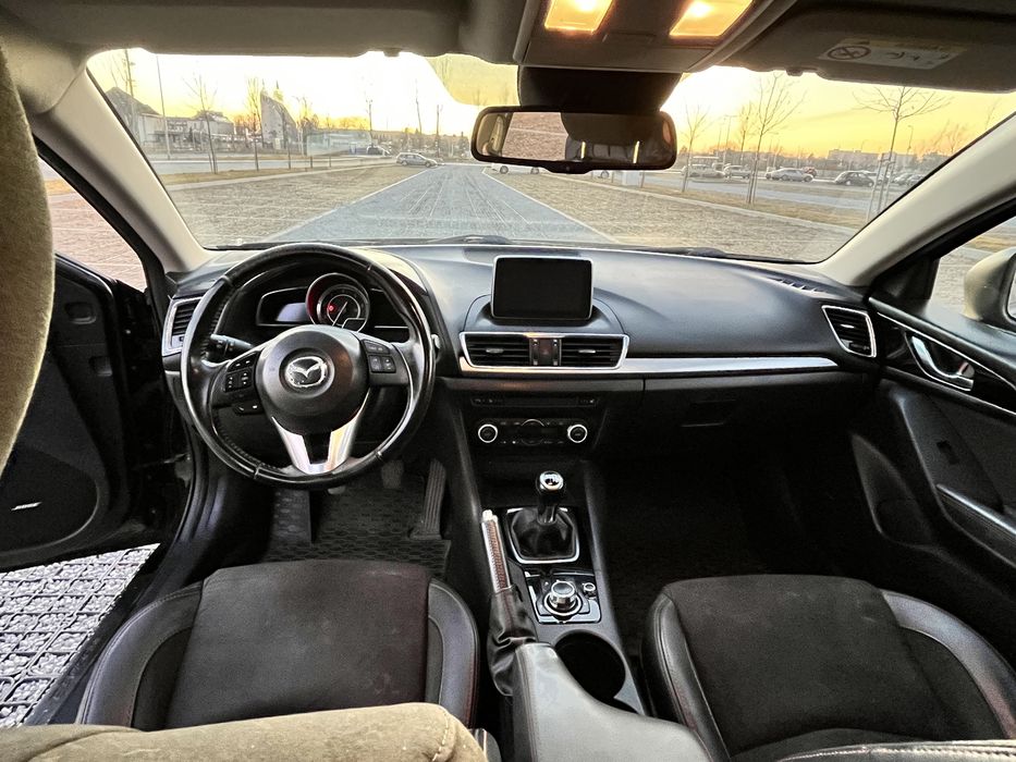 Mazda 3 diesel 2.2 rok producji 2015 , 150Km