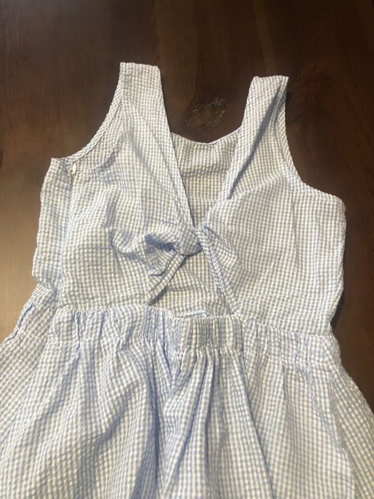 Гарне літнє плаття