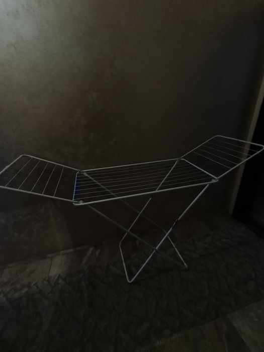 Сушилка для білизни в домі