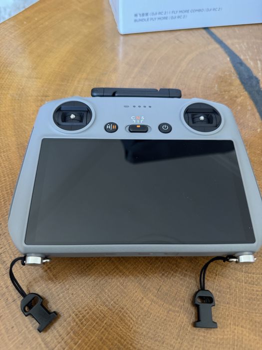 Drone Dji Air 3 RC2  Fly more Combo