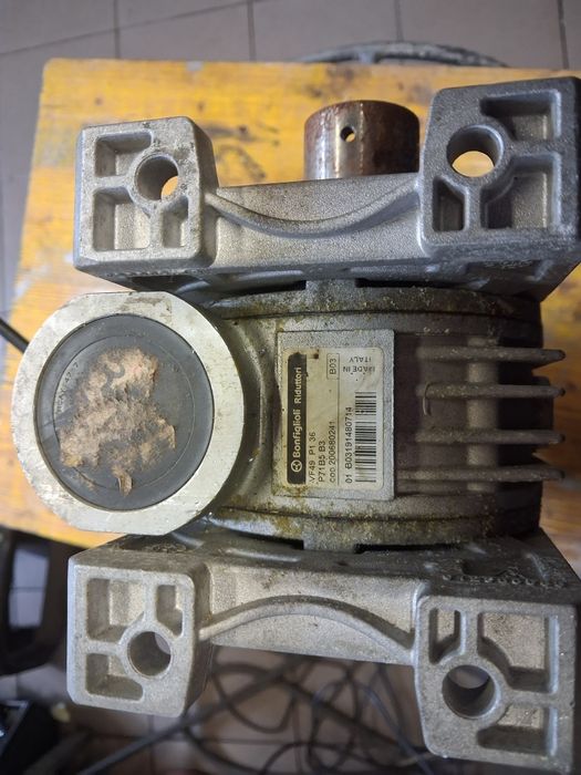 Motoreduktor kątowy 0,55 kw,3 fazowy