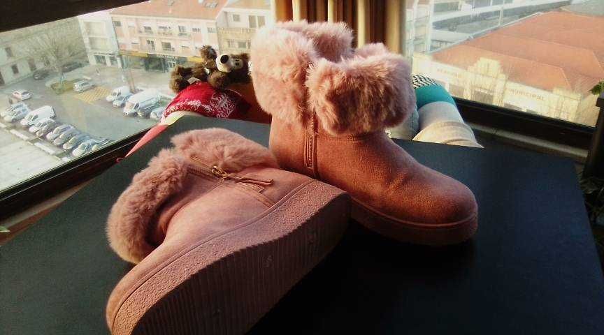 Calçado camurça e pele genuina novo