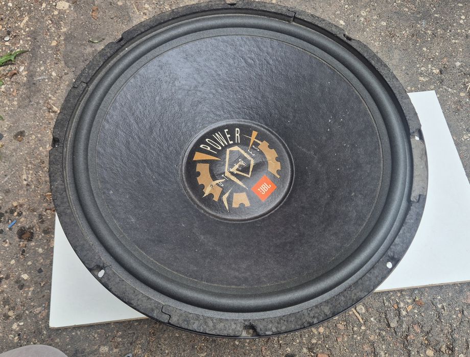 Głośnik basowy JBL  GT-152 sprawny 15"/38cm