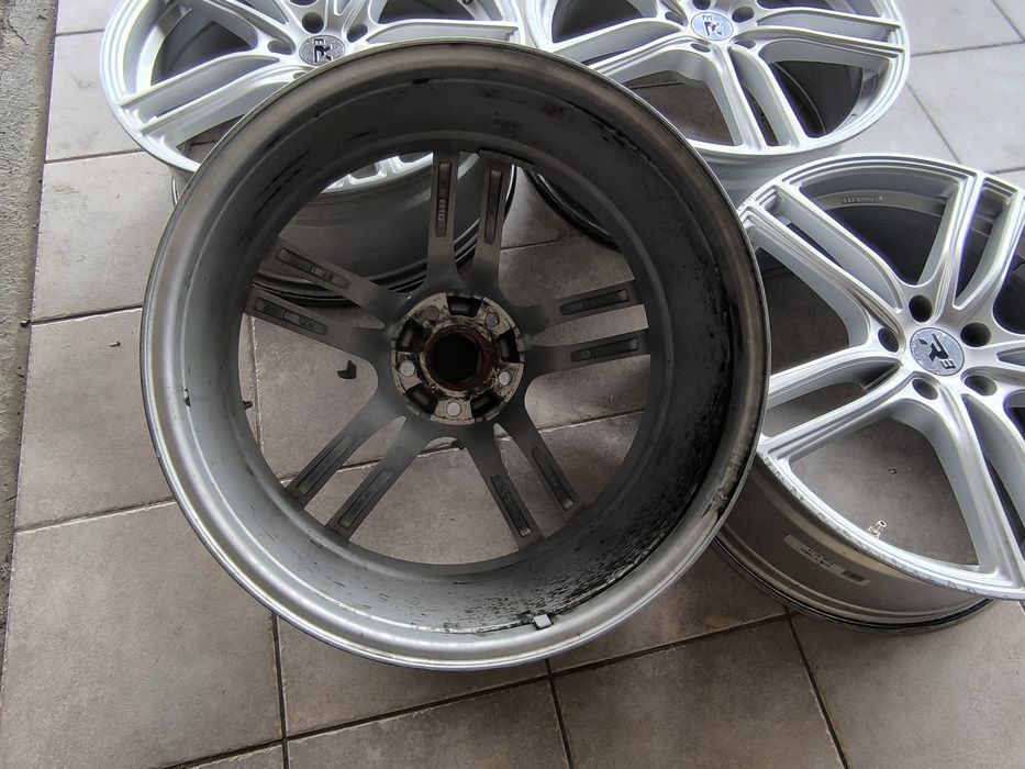 Felg aluminiowe R3 H1 8,5x20 et45 5x112 otwór 66,6 VW, Audi, Mercedes do naprawy