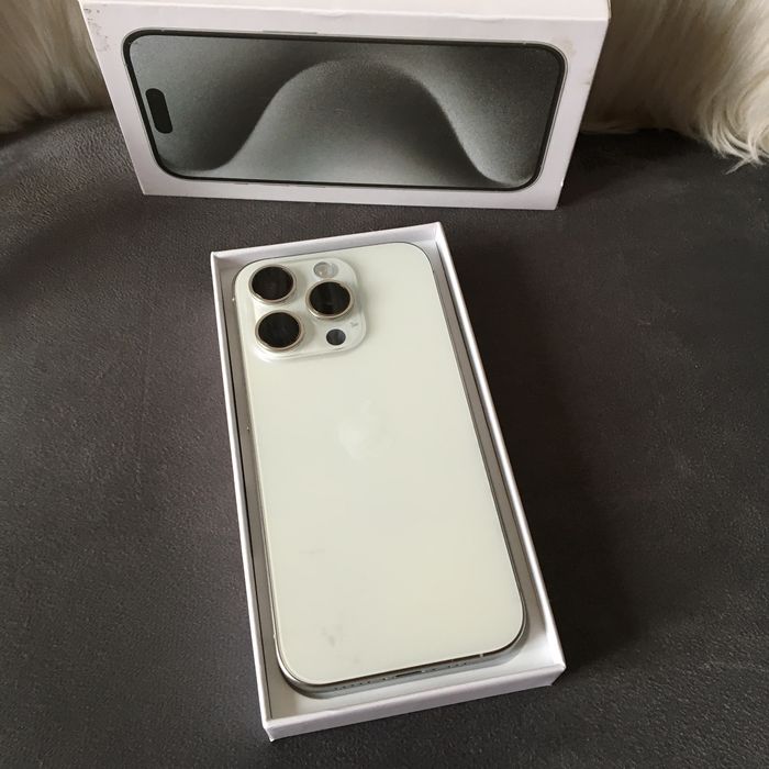 iPhone 15 Pro White Titanium 256 GB
