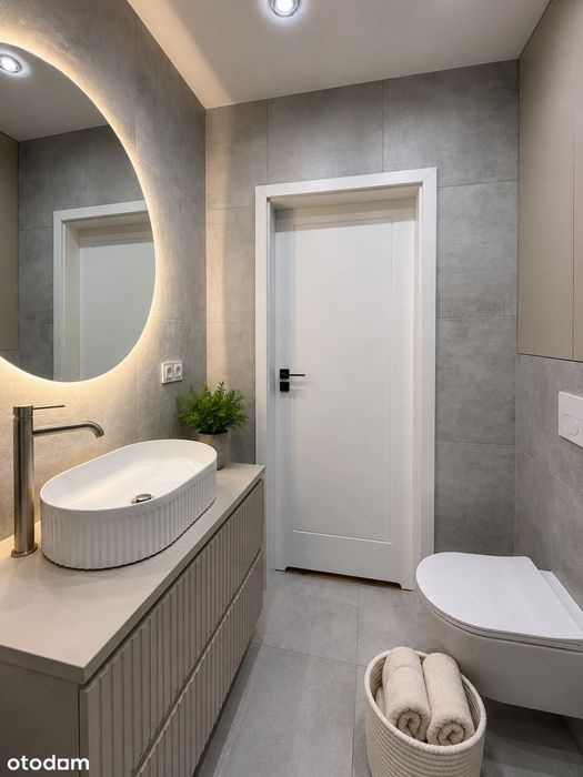 2 Pokoje / 53,7 M2 / Oddzielna Kuchnia / Garderoba / 1 Piętro