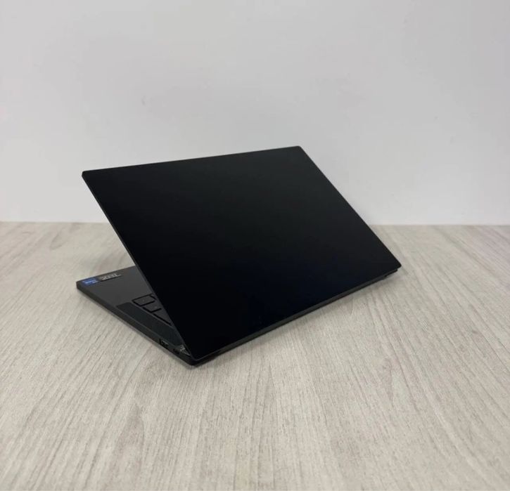 игровой ноутбук Razer Blade 13 i7/256gb/озу 8гб