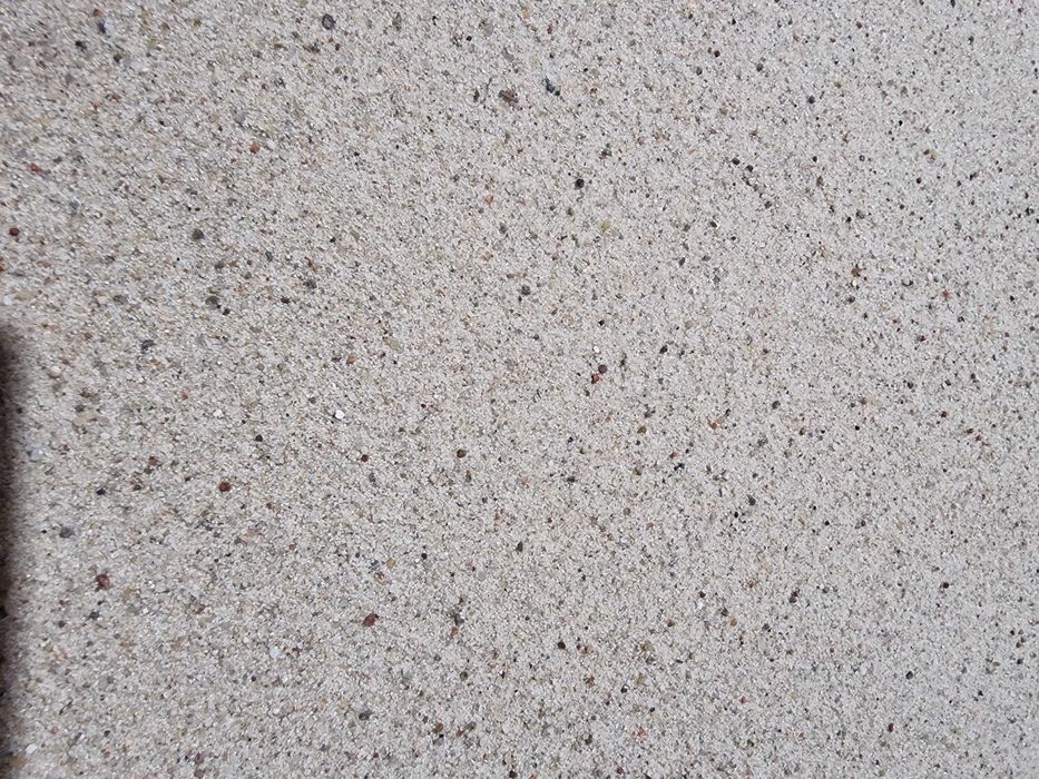 Piasek kwarcowy suchy 0-1mm - Piaskowania, Trawnika, Prace budowlane