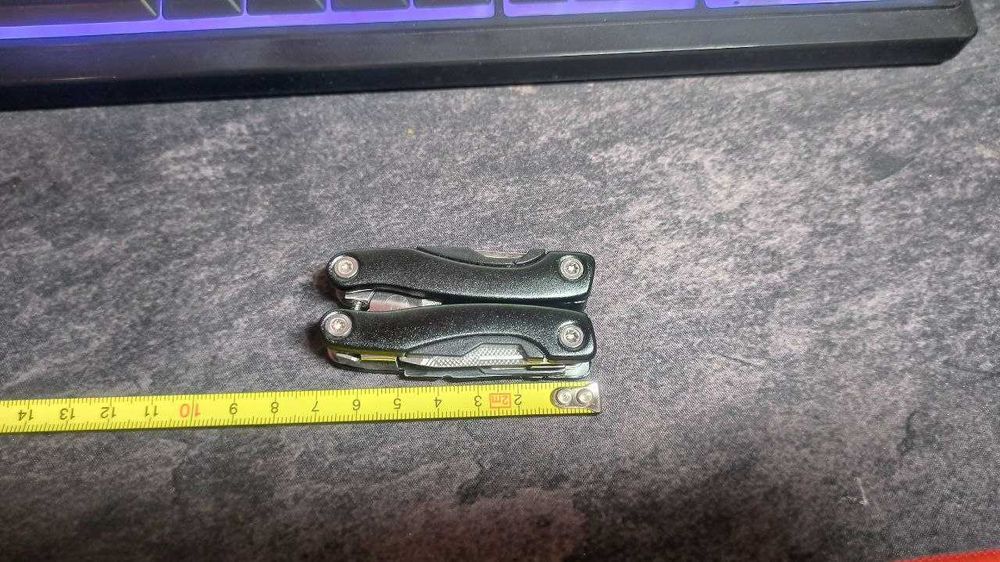 Компактный мультитул 12в1