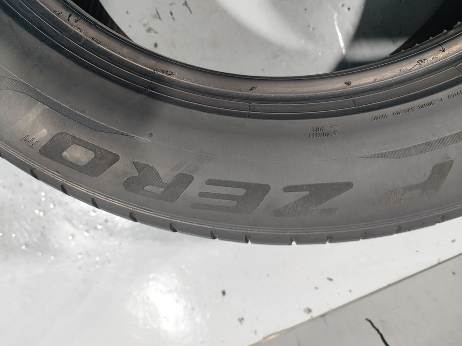 2 pneus semi novos 265-50R19 Pirelli RFT - Oferta dos Portes