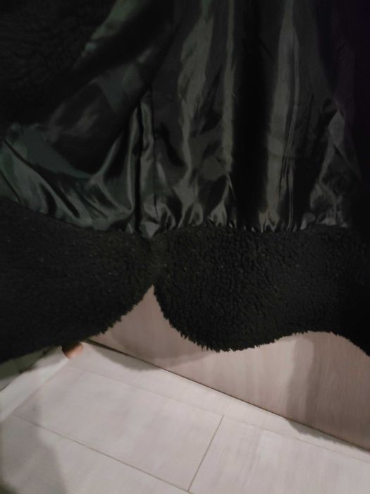 Sprzedam płaszcz z sztucznego misia oversize firmy Monki