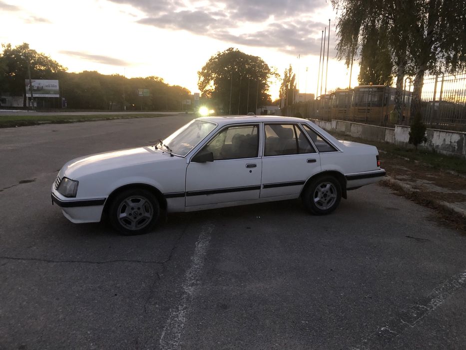 Редкий Opel Senator A2 Рестайлинг | 1984