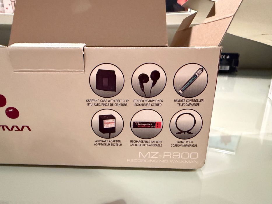 Walkman Sony MZ-R900