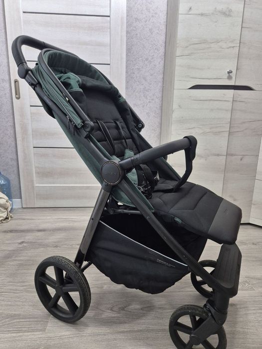 прогулянкова коляска Carrello Bravo (модель CRL-5515) у кольорі Palm G