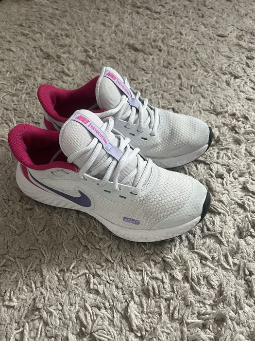 Кросівки nike літні 22,5