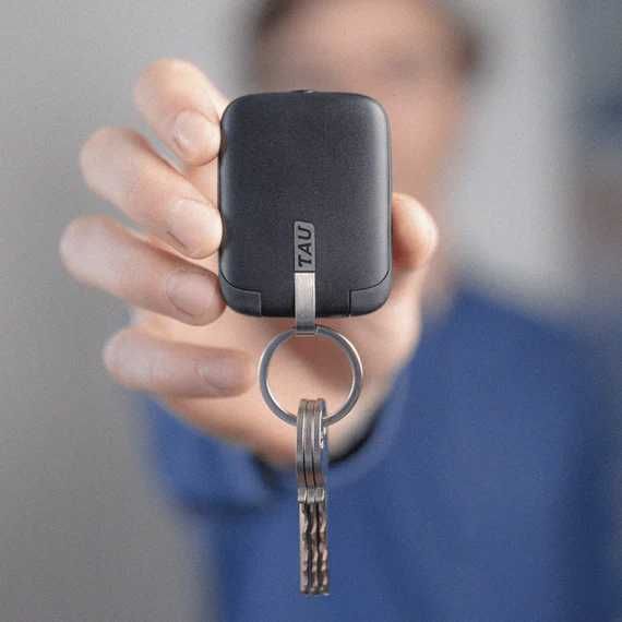 Портативный аккумулятор TAU Емкость: 1400 мАч