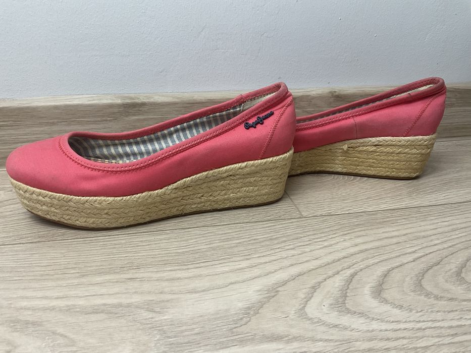 Pepe Jeans espadryle damskie 37 czerwone na koturnie platformie letnie