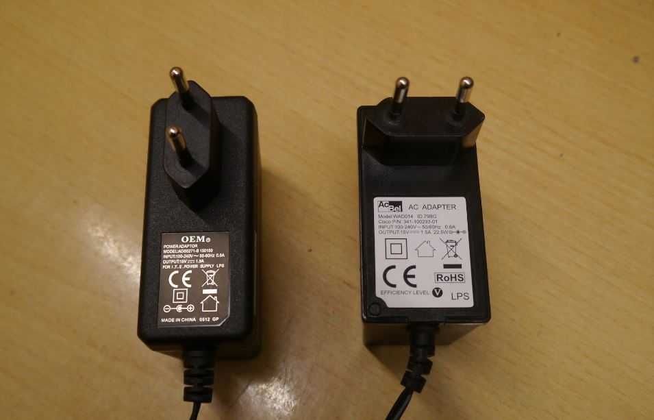 Zasilacz wtyczkowy 15V 1.5A  22,5 wtyk: 4,8mm x 1,7 mm