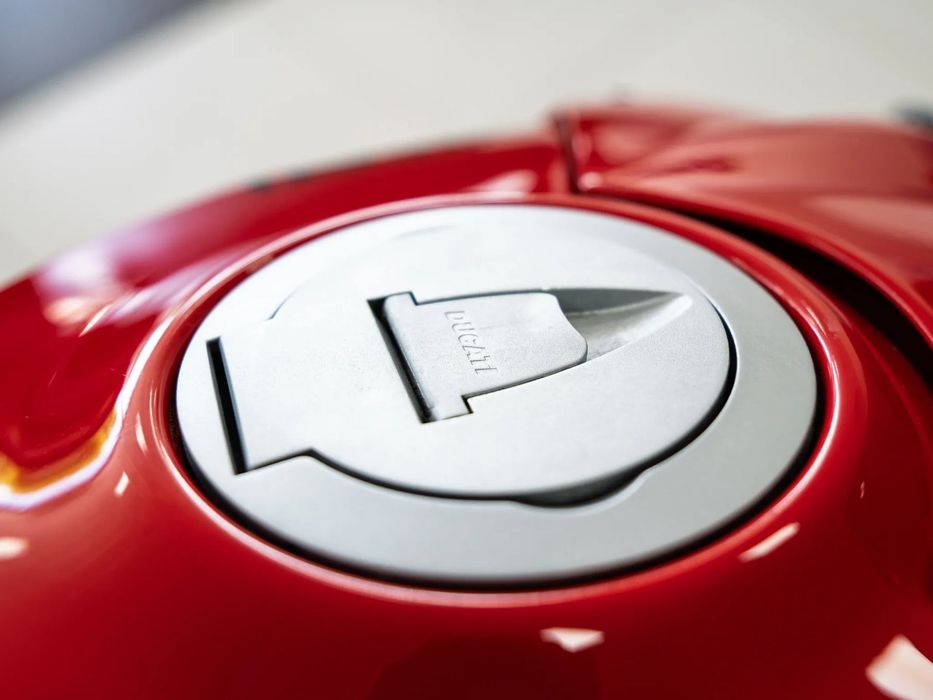 Ducati Panigale V4s