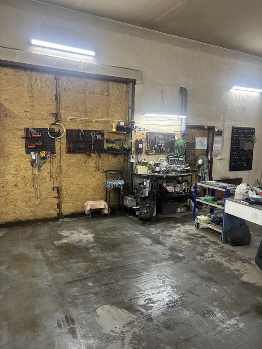 Продам два спарених гаража