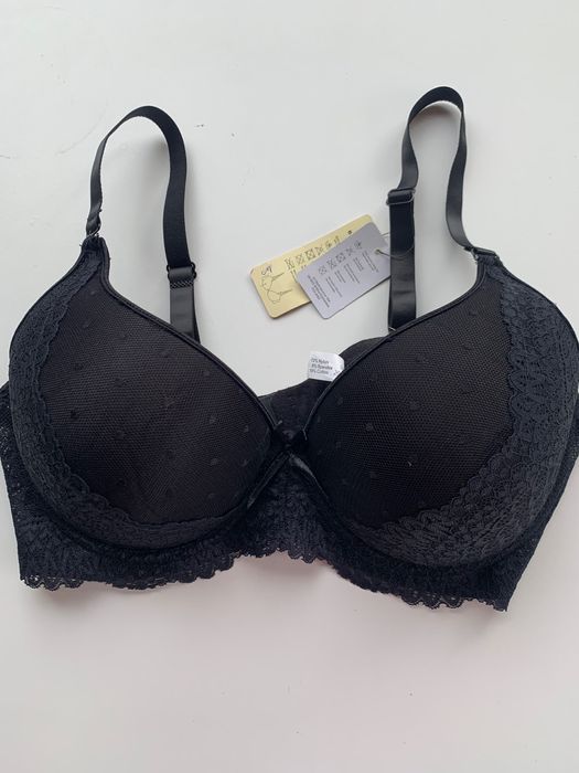 Новий бюст на чашку D