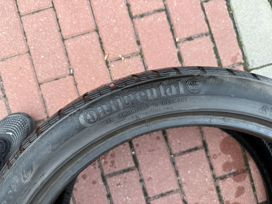 Opony Continetal Cross Contact Winter 295/35/21