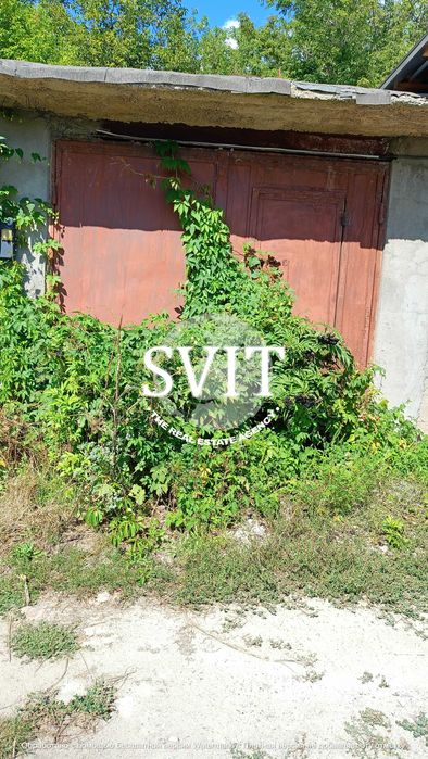 Продам гараж з кімнатою та підвалом